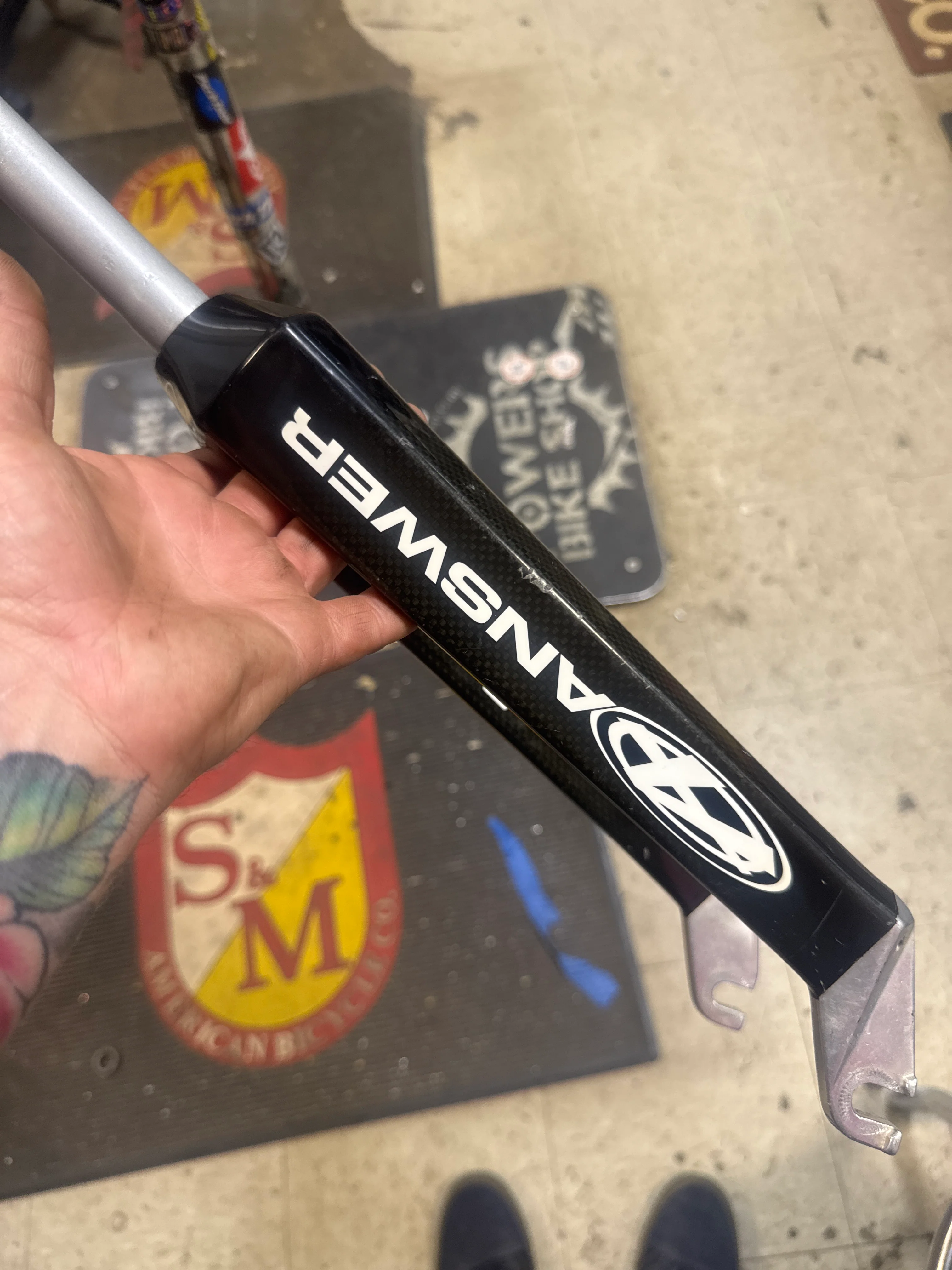 Answer dagger expert 20” 1” fork