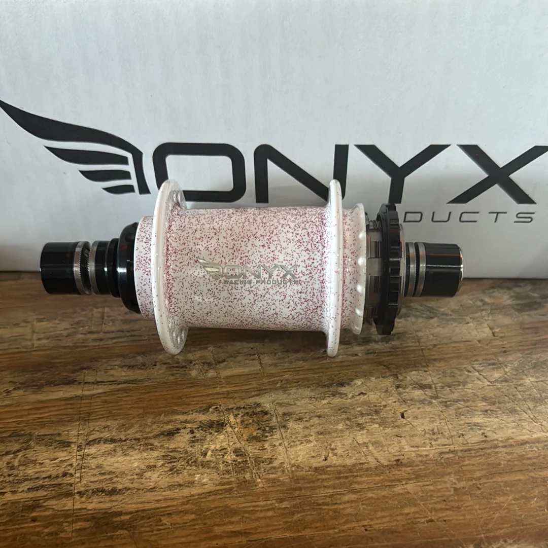 Onyx Hubs Cotm Disco Red - Image 3
