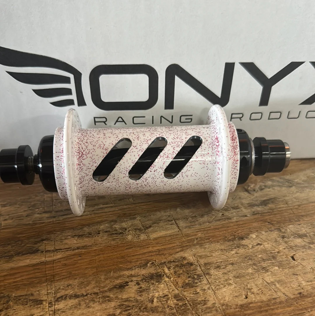Onyx Hubs Cotm Disco Red - Image 4
