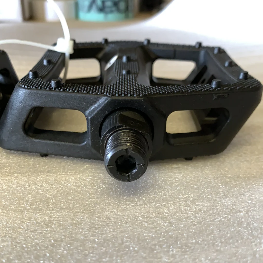 Cult plastic pedals - Image 6