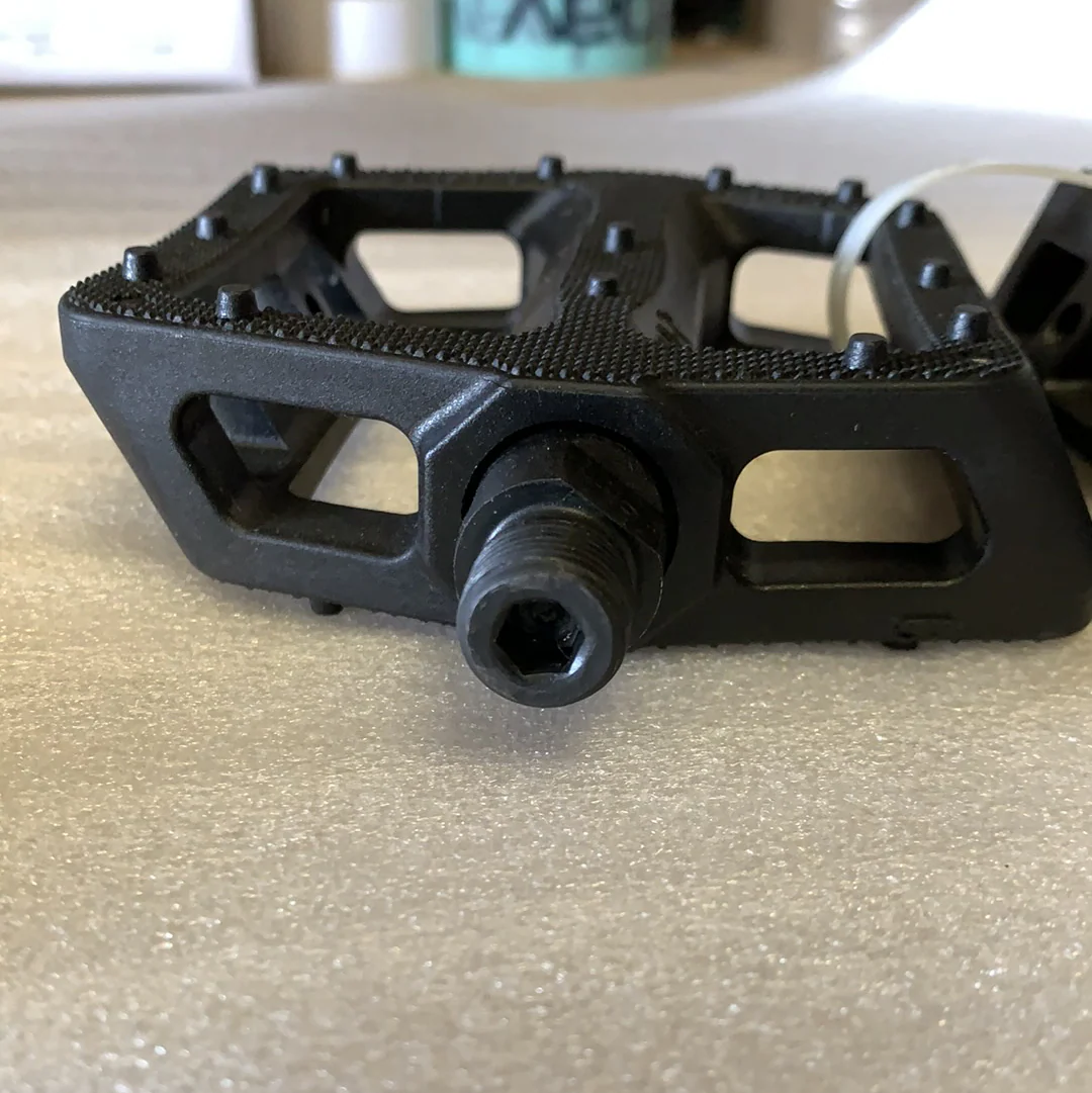 Cult plastic pedals - Image 7