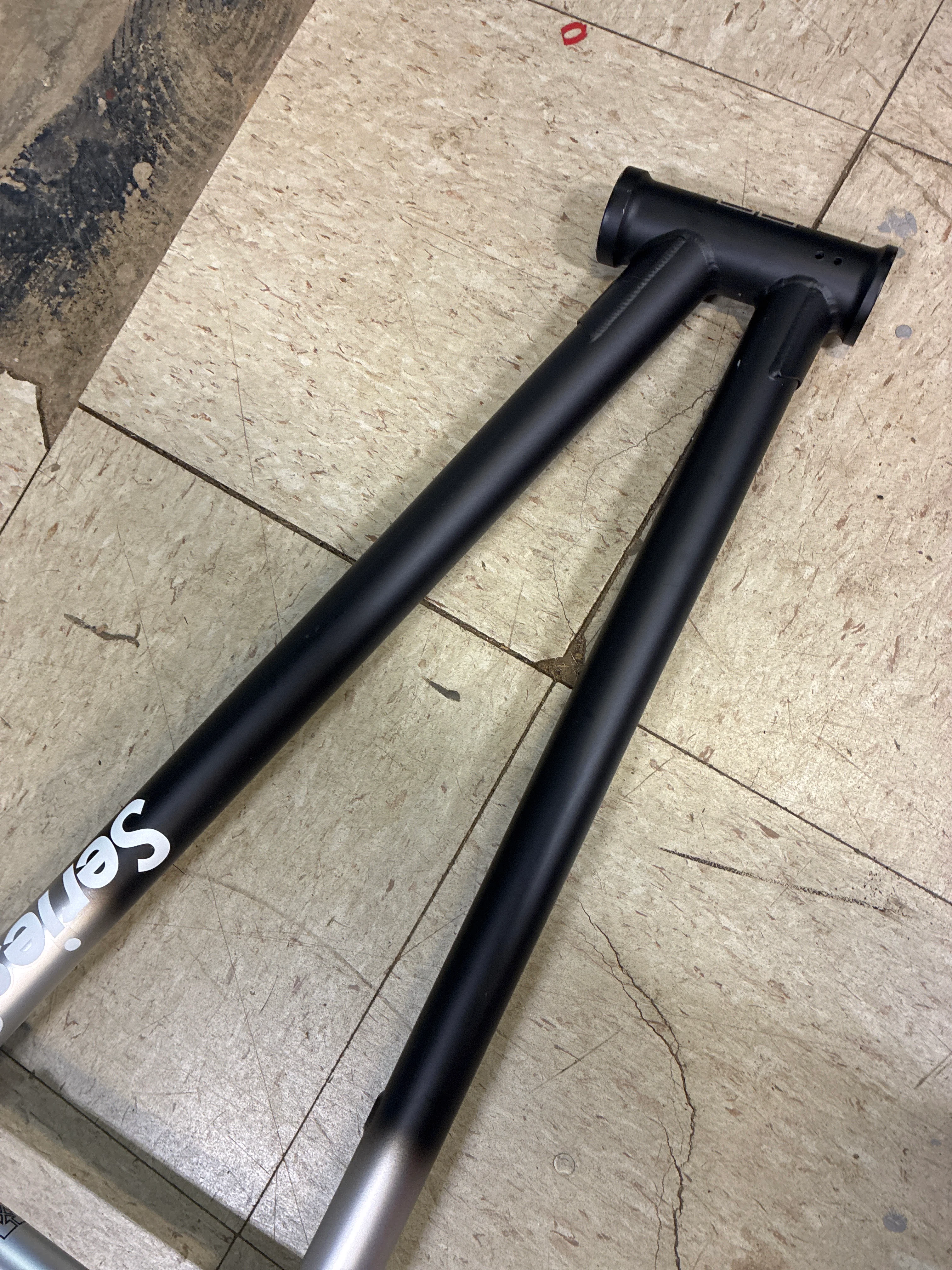 fit bike co series 22” frame new take off - Image 2