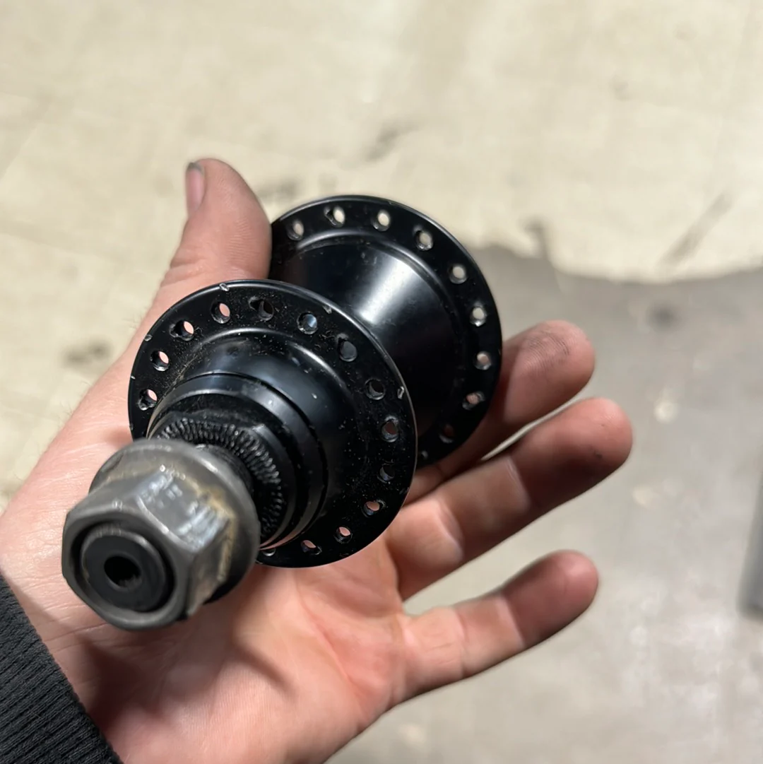 Fly bikes trebol rear hub - Image 3