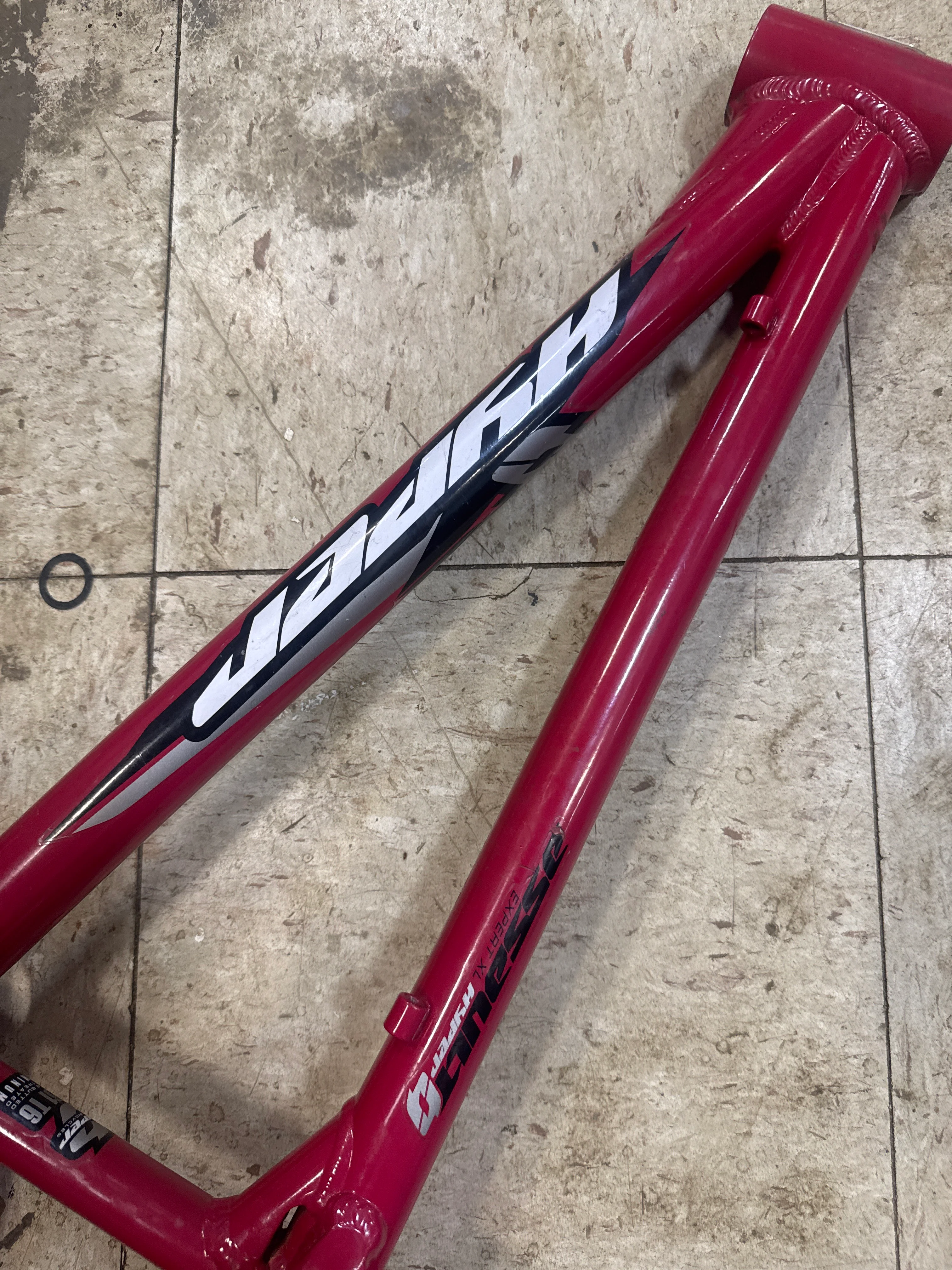 Hyper assault expert xl frame - Image 6