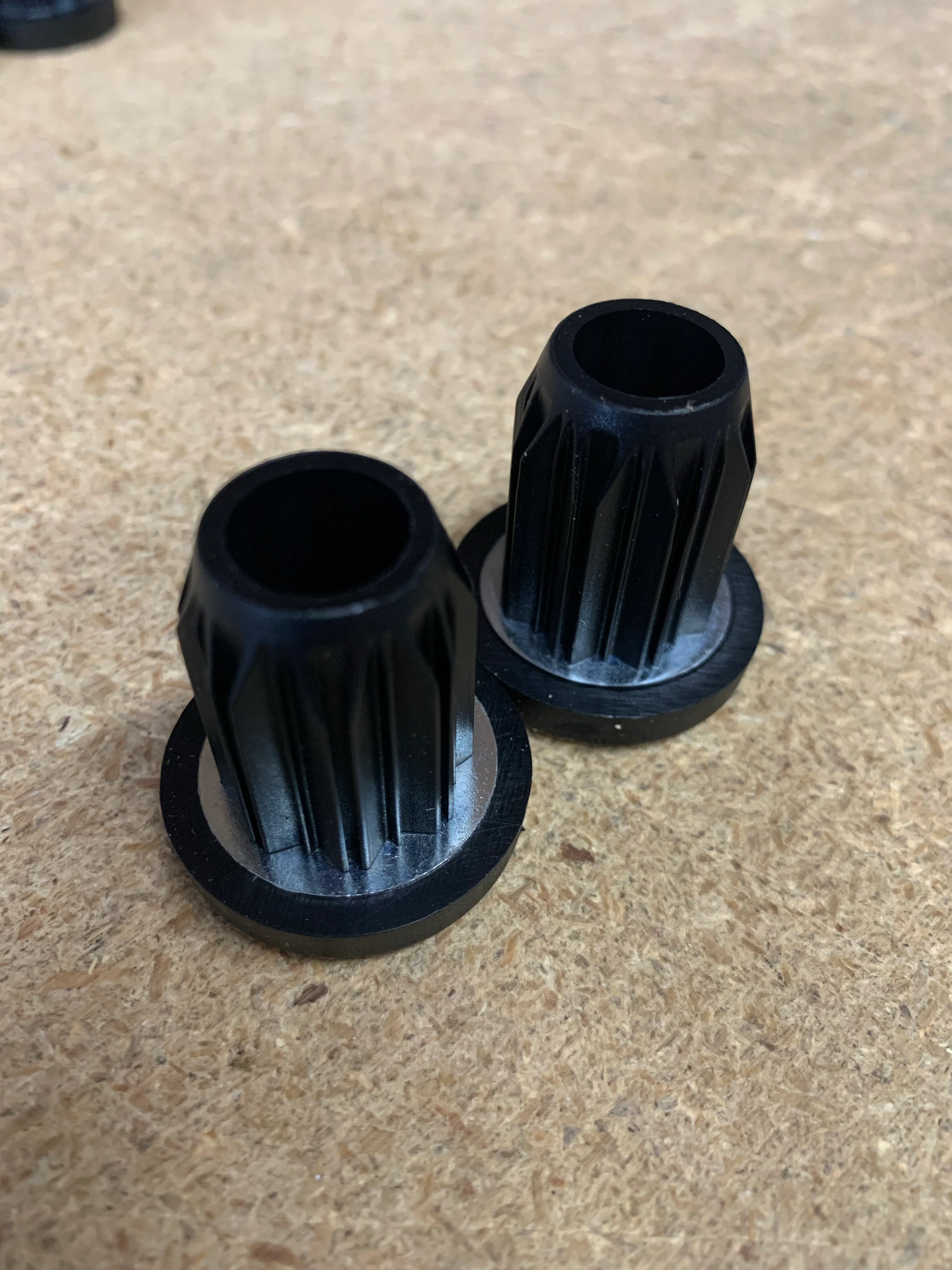 MERRITT INSERT PLASTIC BAR ENDS - Image 12