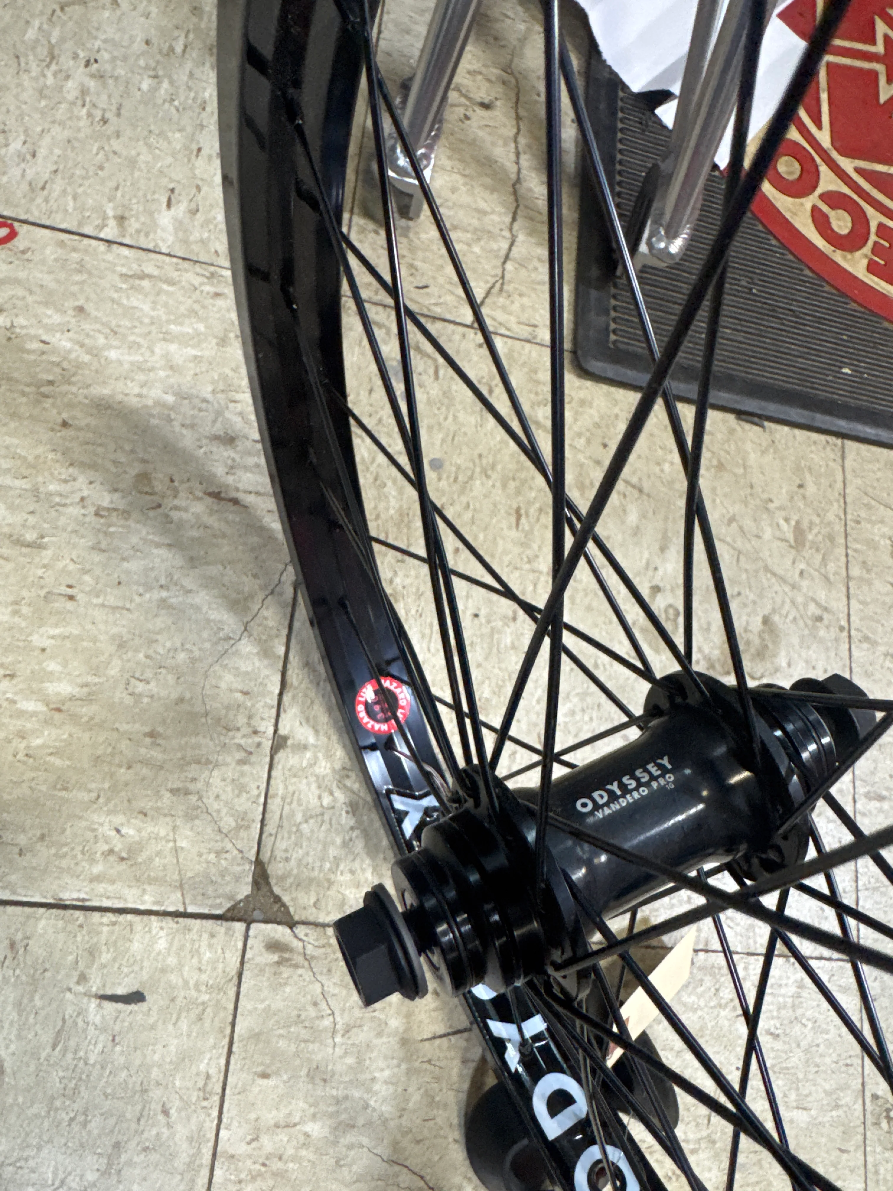 Odyssey Vandero x hazard front wheel - Image 3