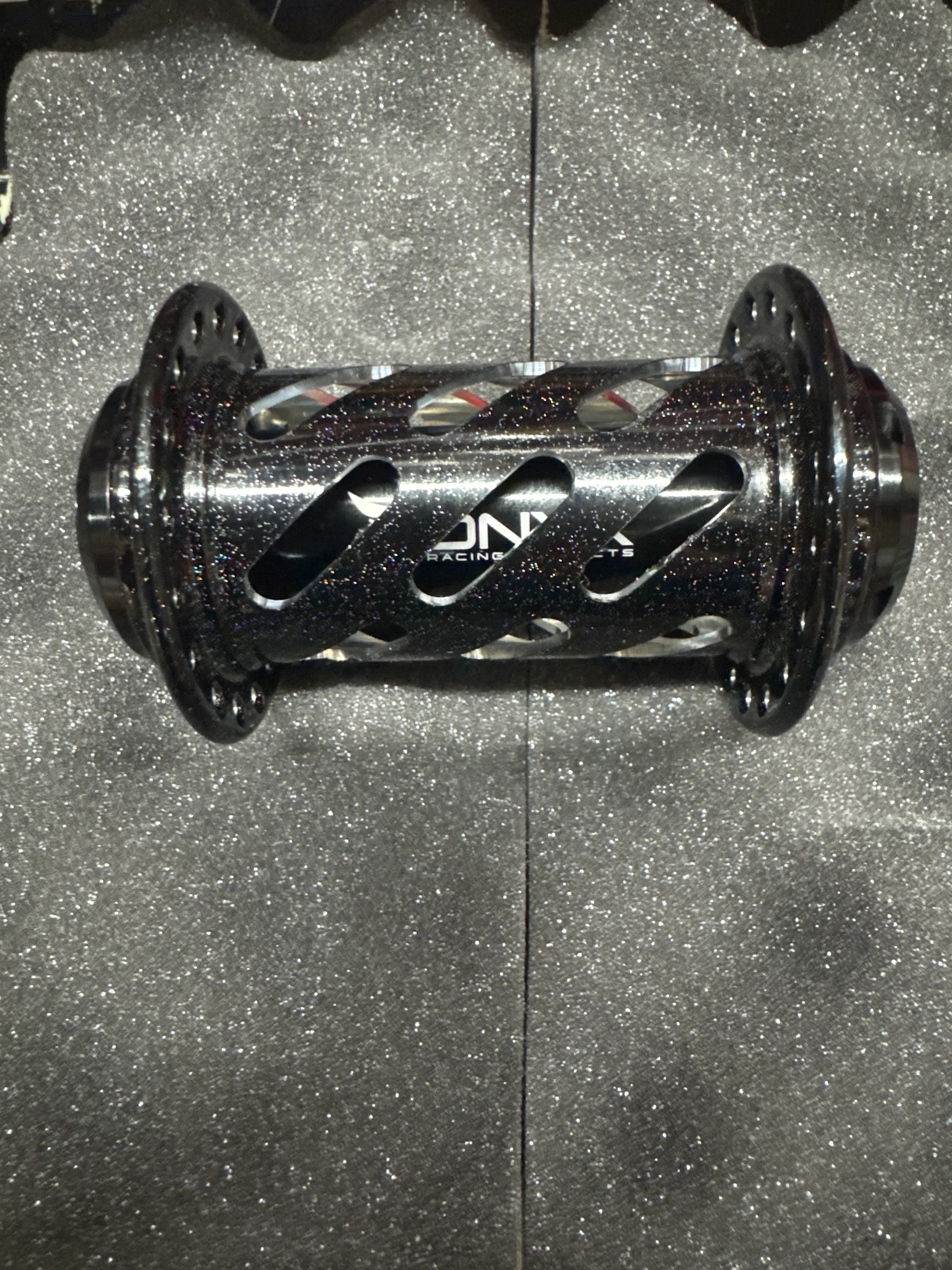 Onyx Hubs Black Aura - Image 3