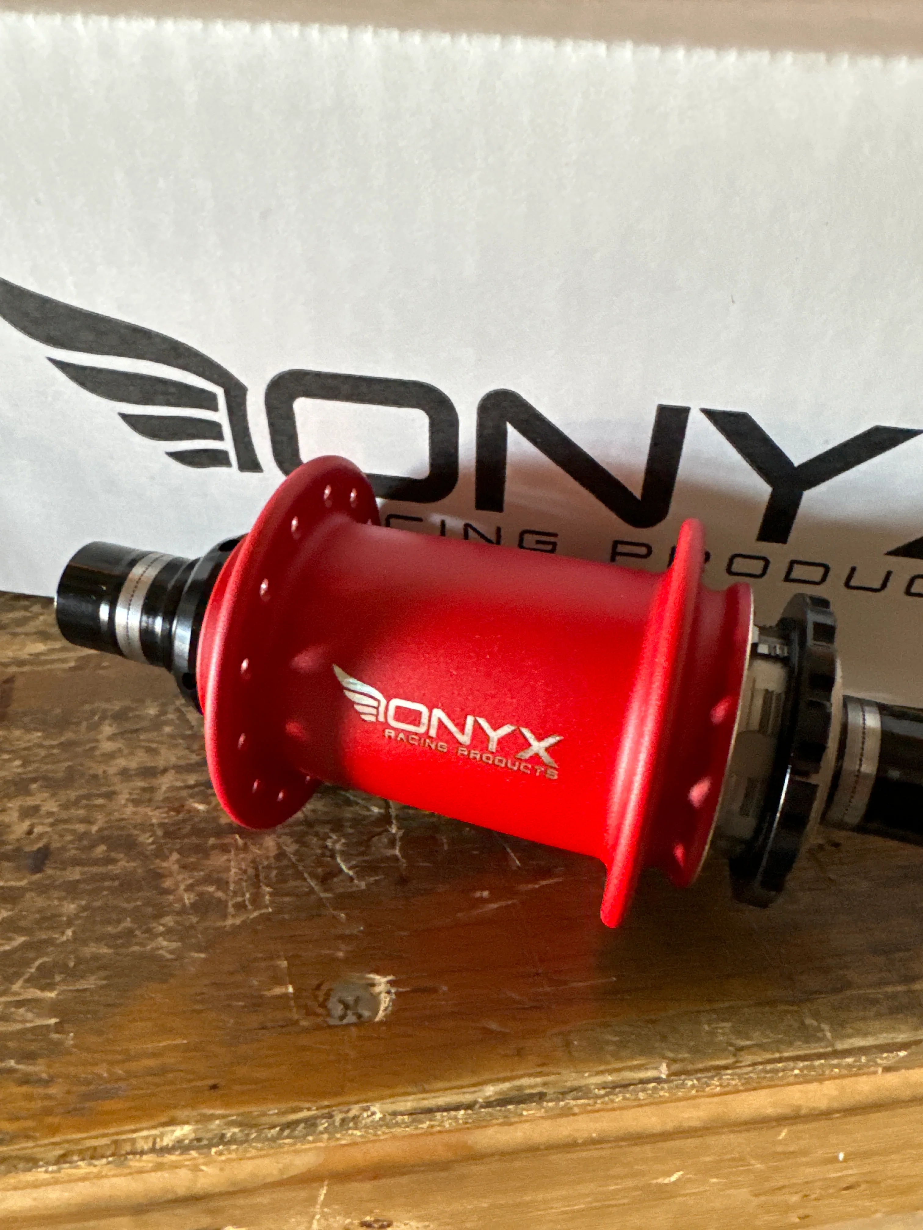 Onyx Hubs Cotm Matte red - Image 3