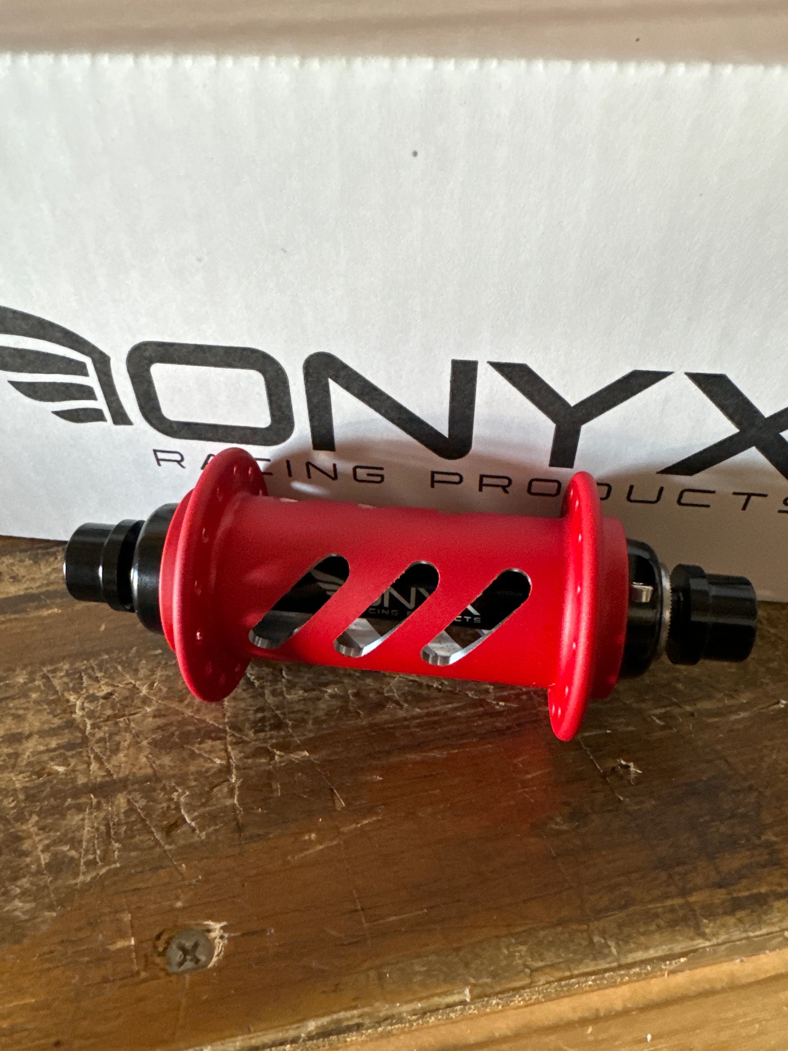 Onyx Hubs Cotm Matte red - Image 4