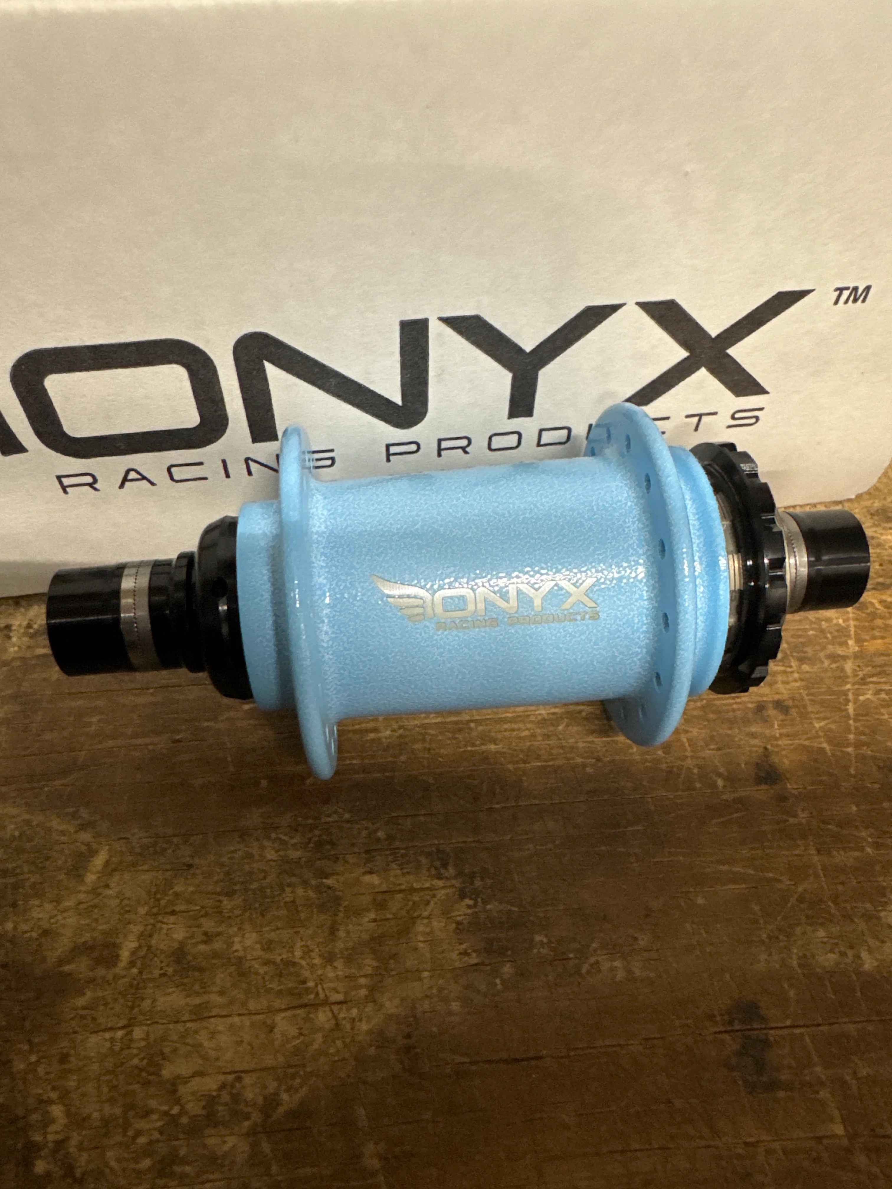 Onyx Hubs Cotm Nuclear Blue - Image 5