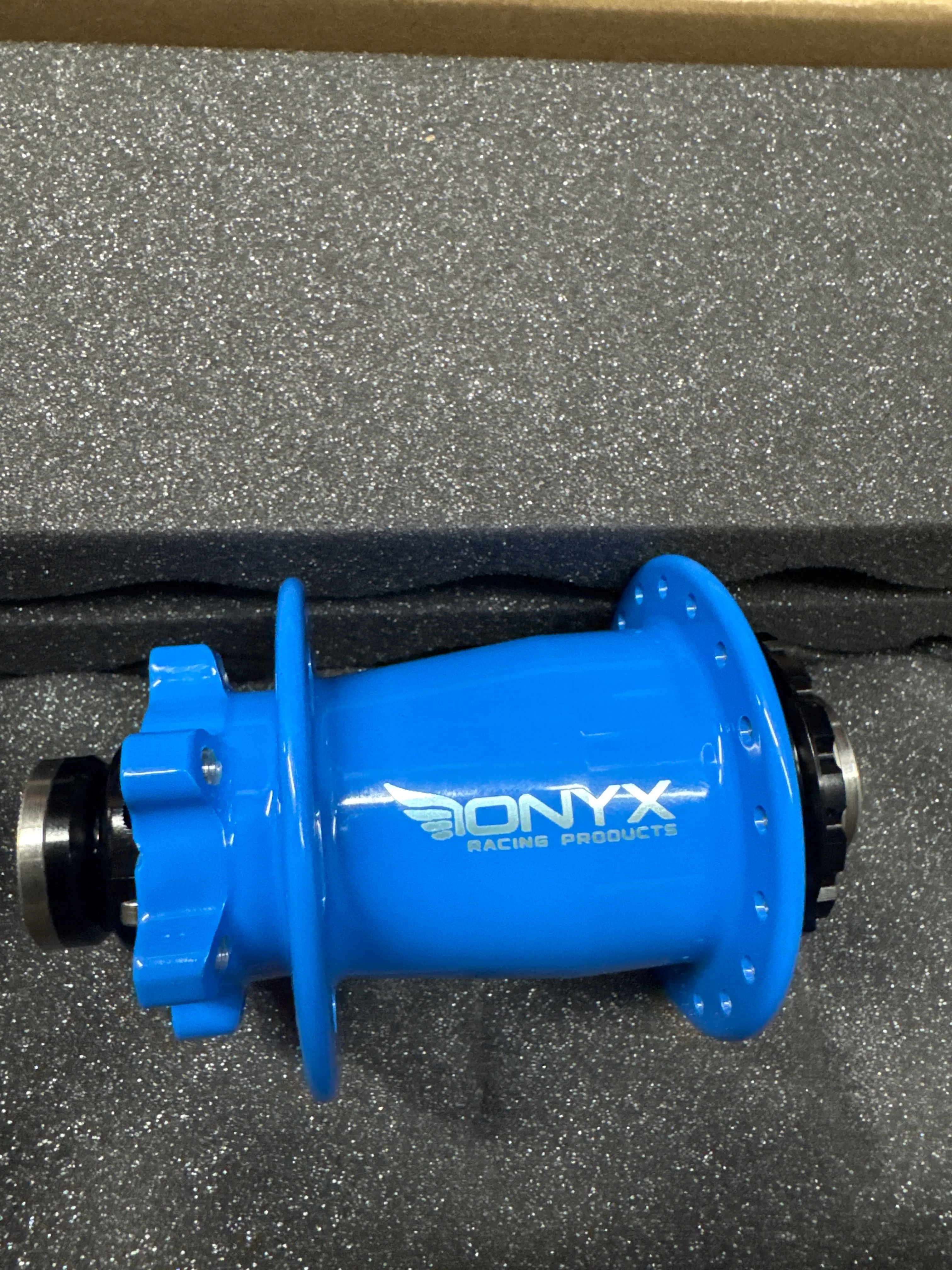 Onyx Hubs Cotm Playboy blue - Image 3