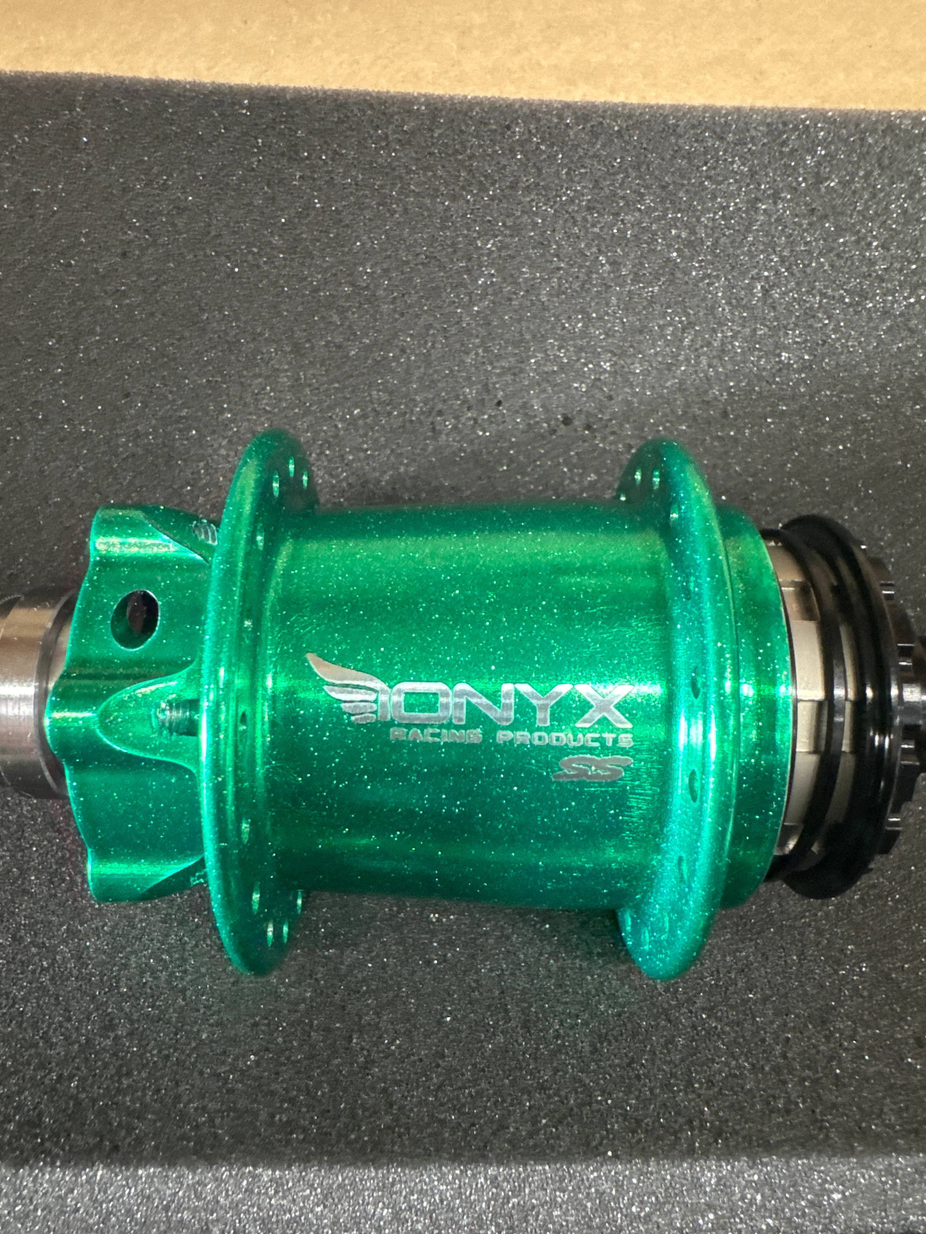 Onyx Hubs Cotm Prismatic plankton green - Image 3
