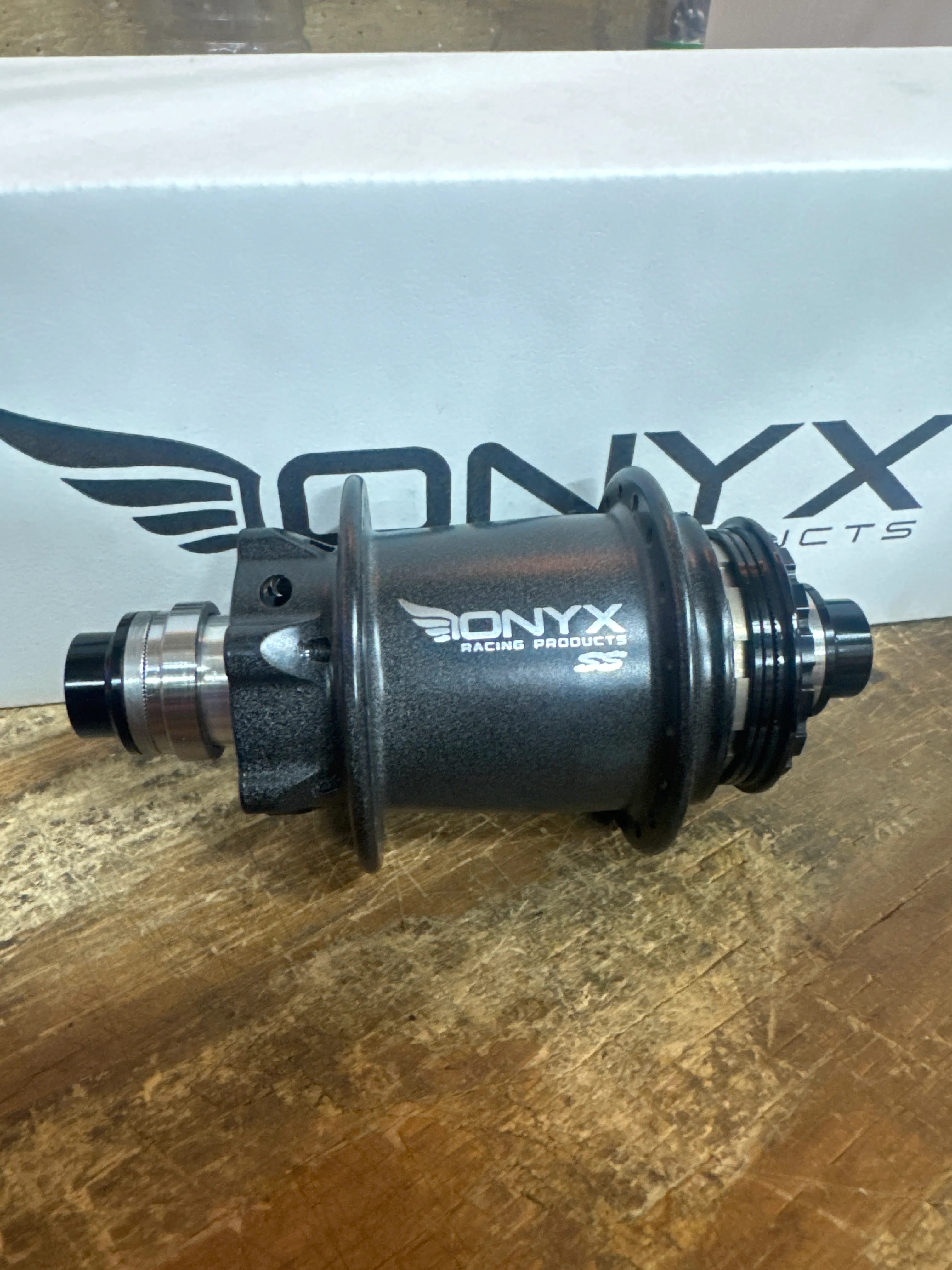 Onyx Hubs Cotm Retro ref black
