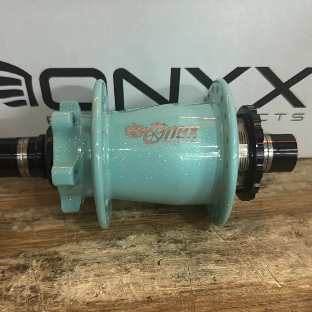 Onyx Hubs Cotm seafoam sparkle