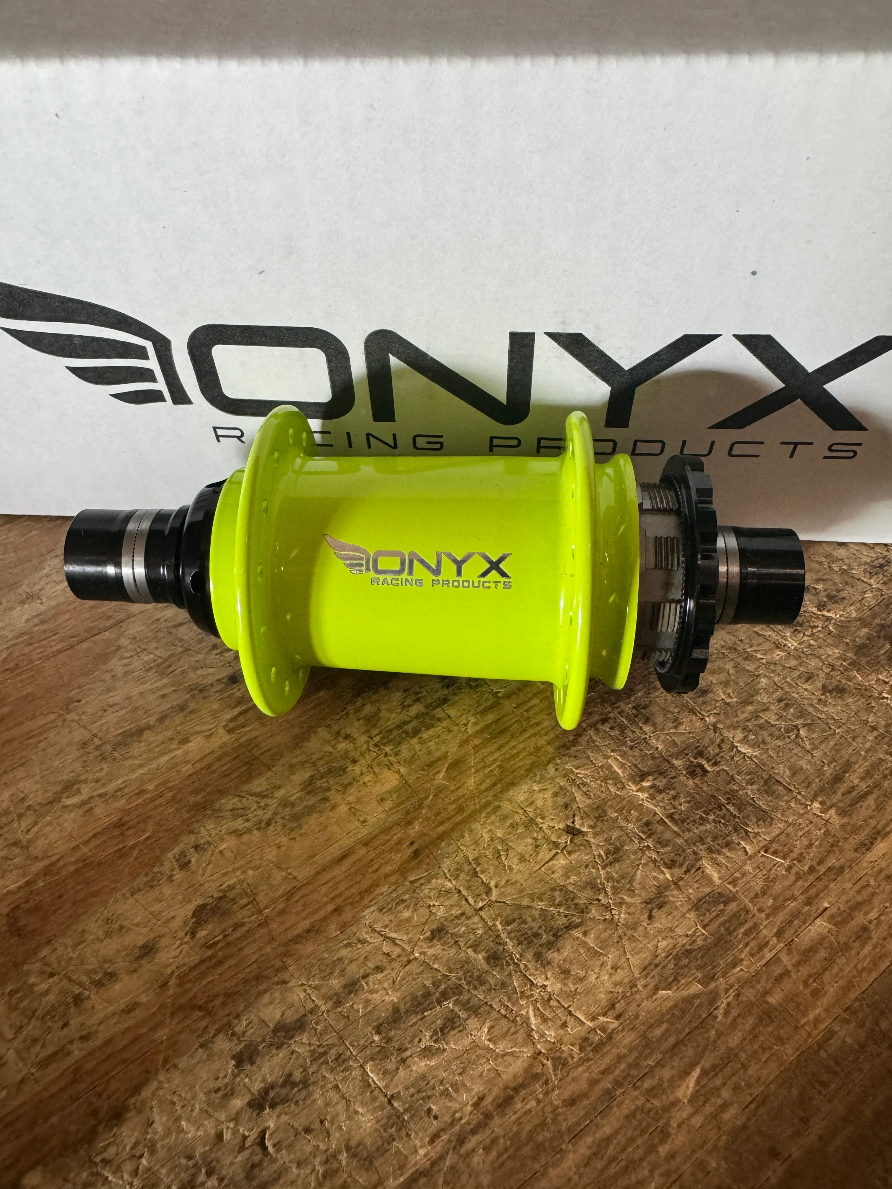 Onyx Hubs Flo Yellow - Image 3