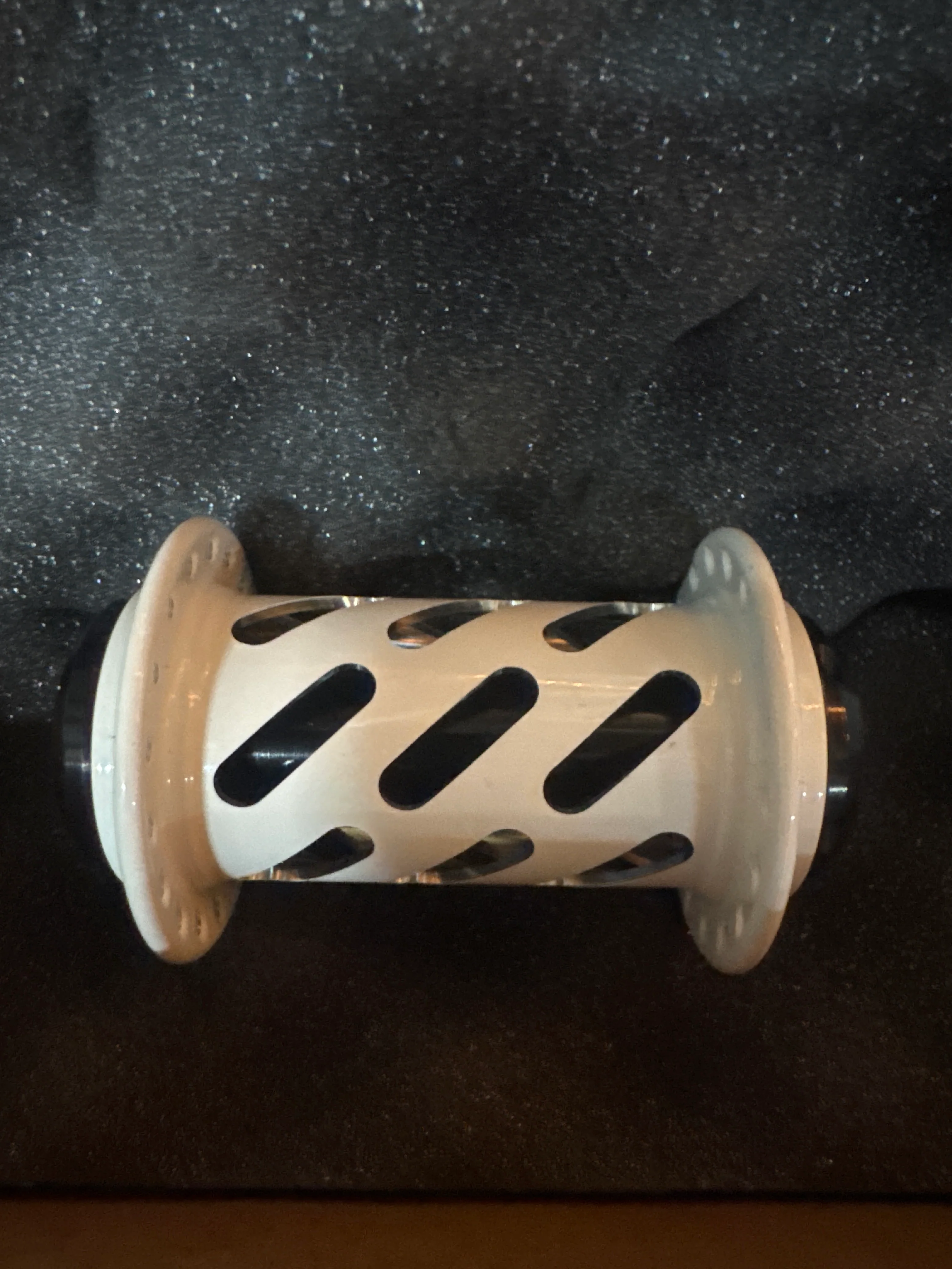Onyx Hubs Frost white - Image 3