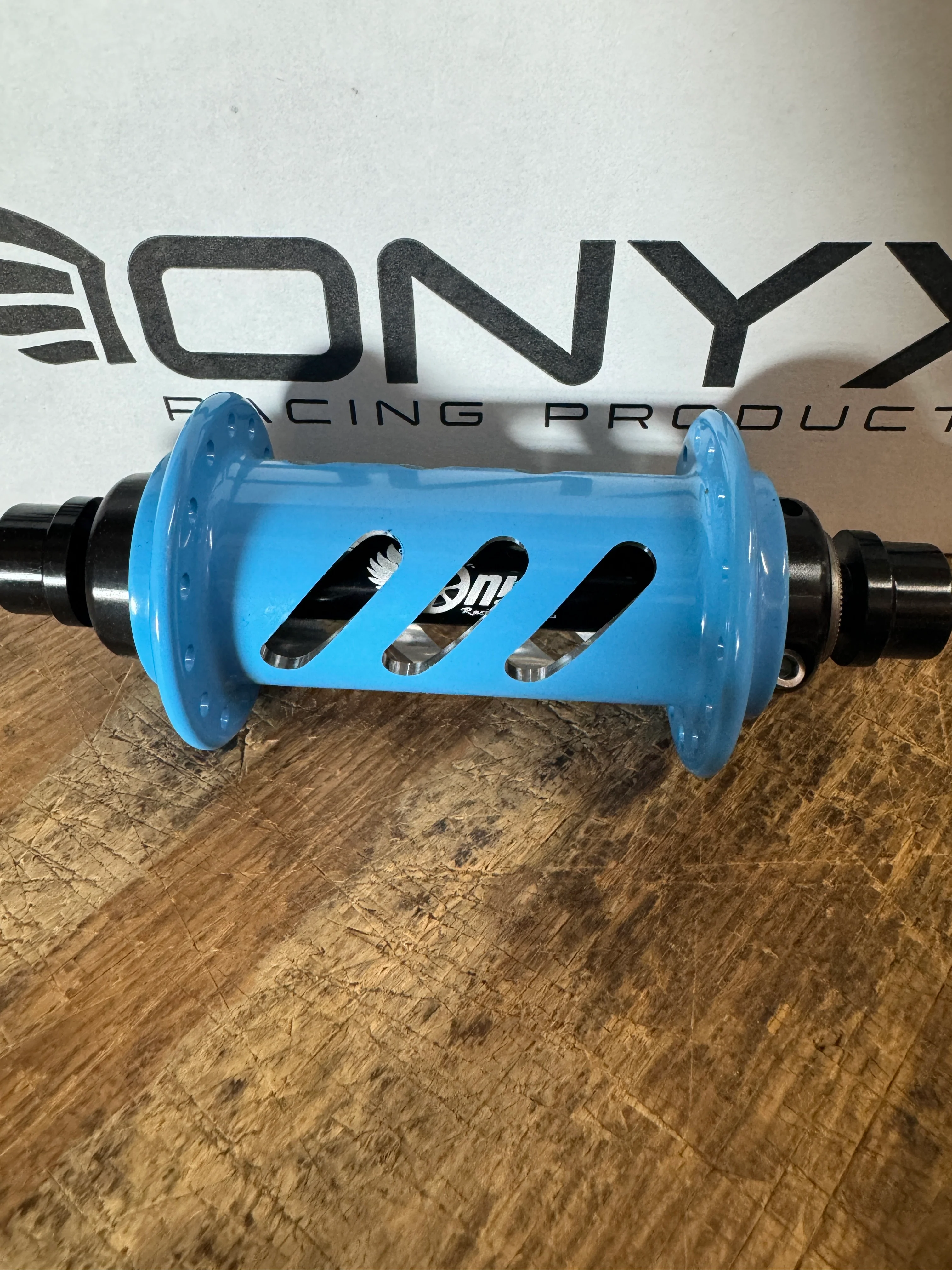 Onyx Hubs Gloss Baby Blue - Image 2