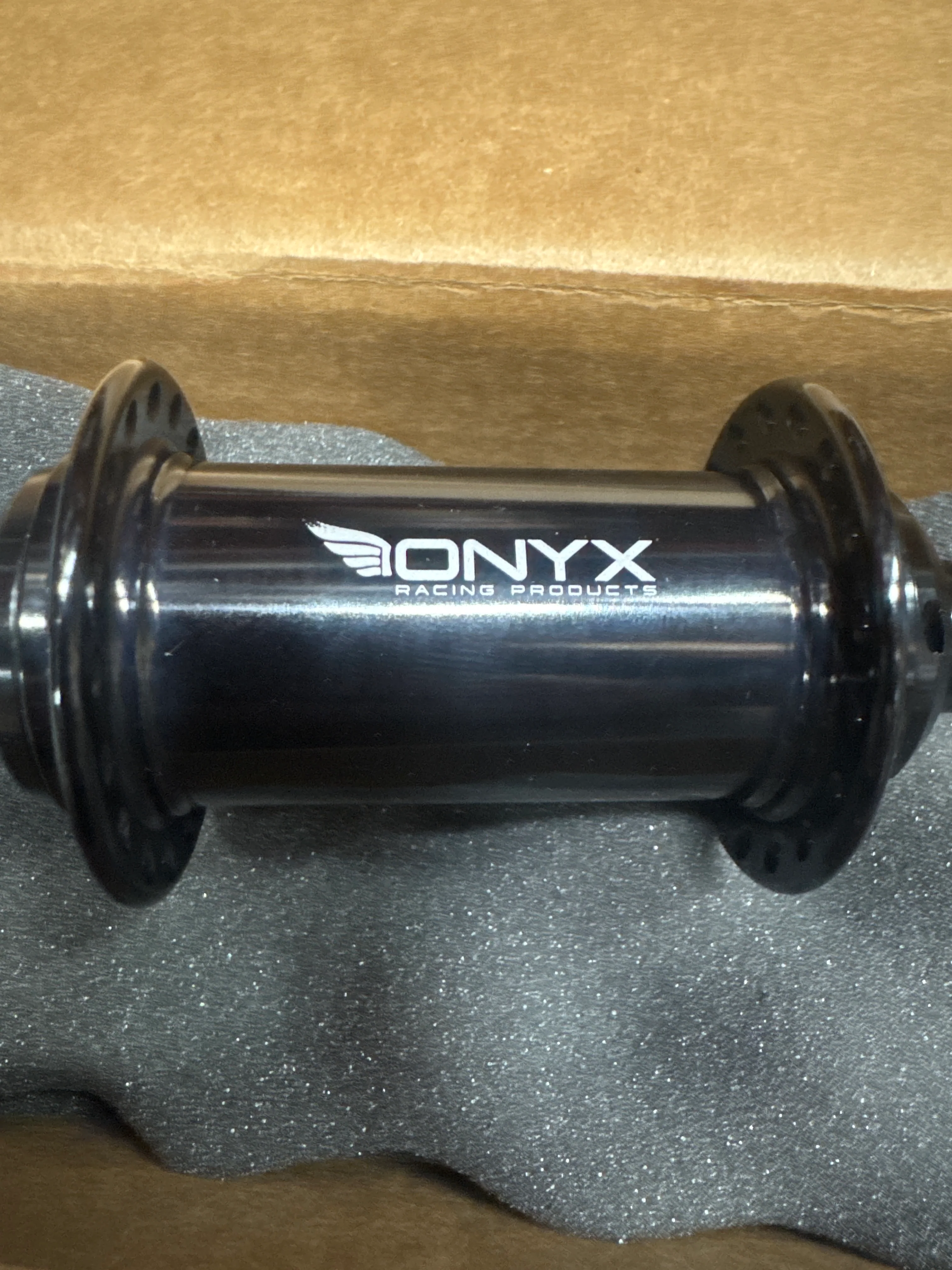 Onyx Hubs Gloss Black - Image 9