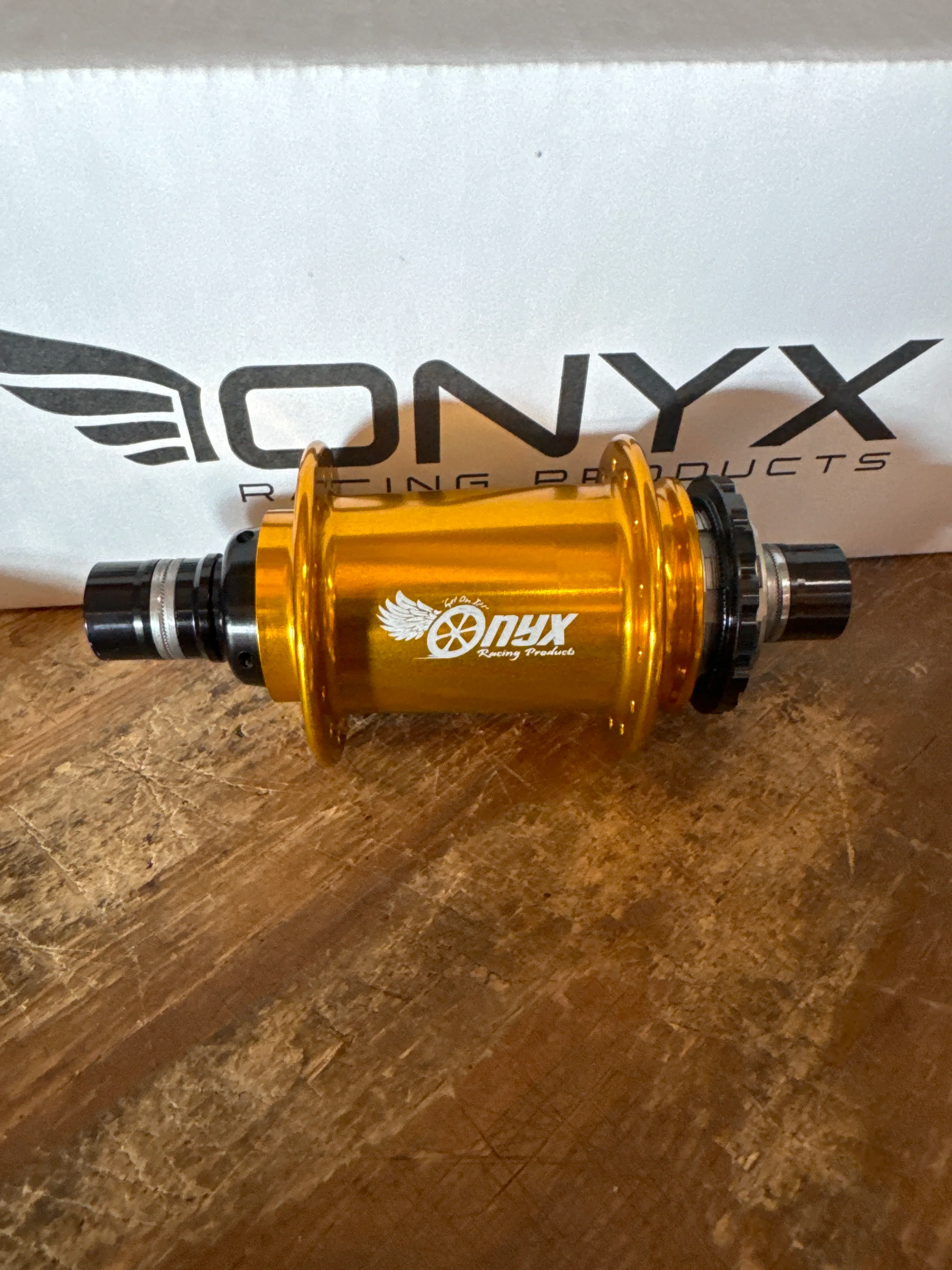 Onyx Hubs Gold - Image 2