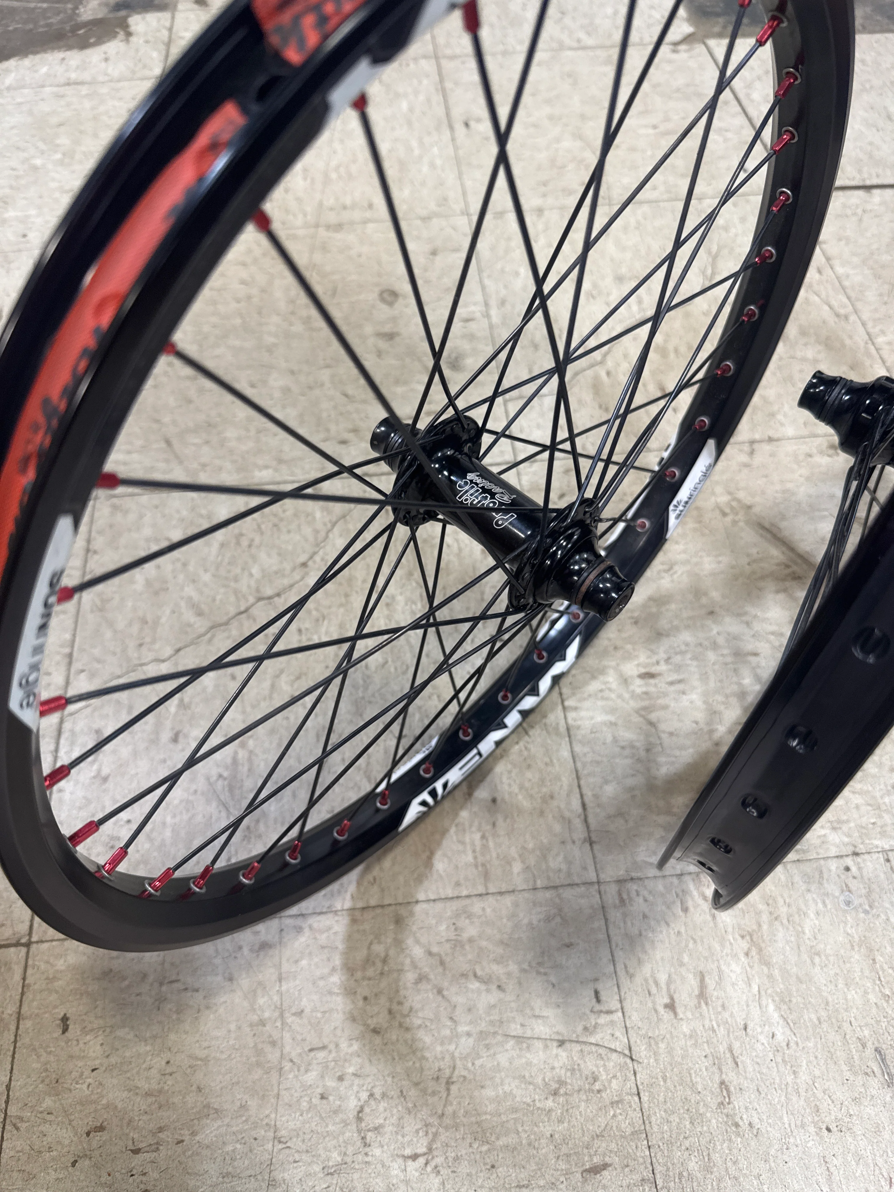 Profile elites x sun envy 20x1.75 wheelset - Image 2
