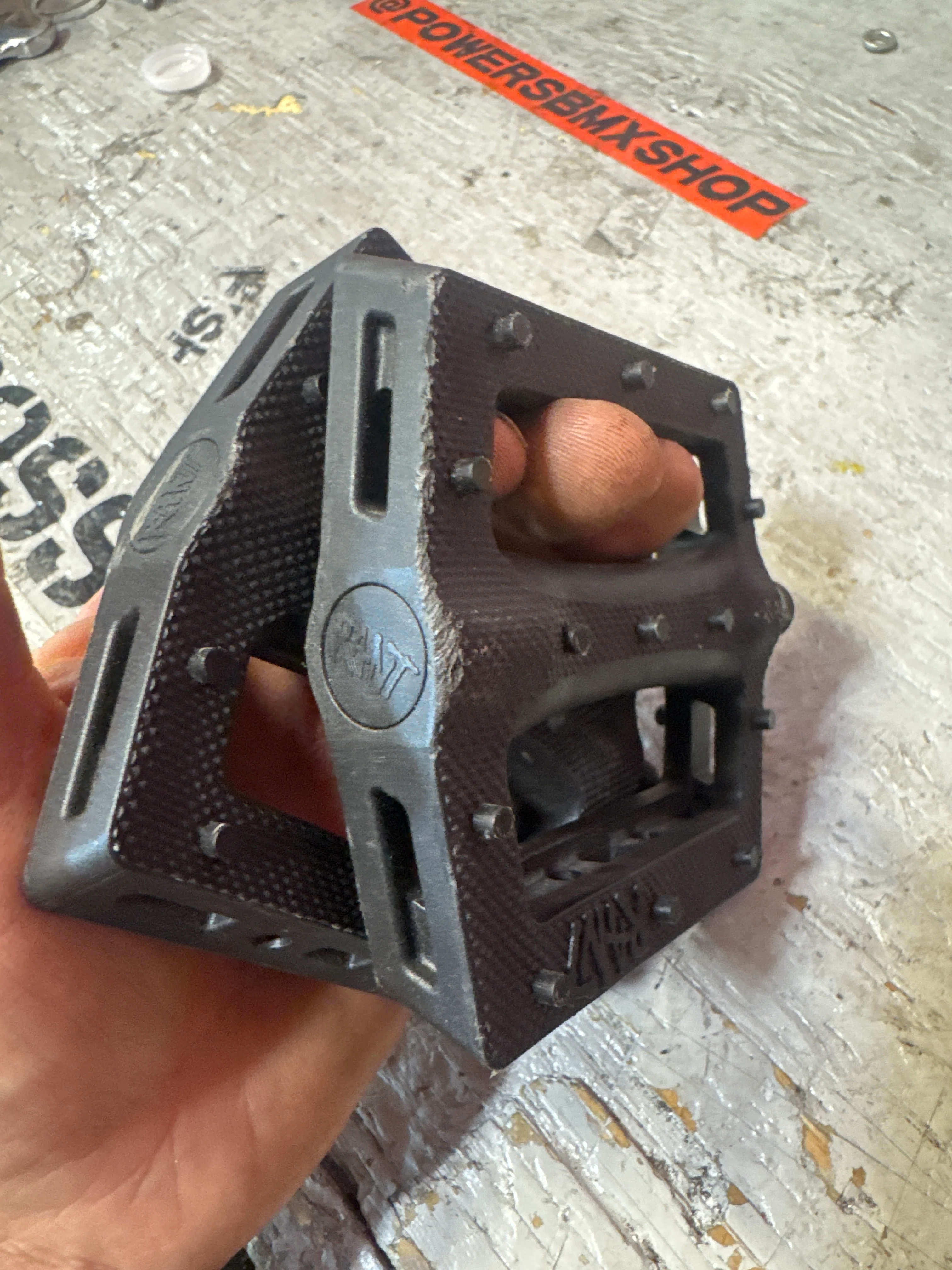 Rant plastic pedal 9/16 - Image 2