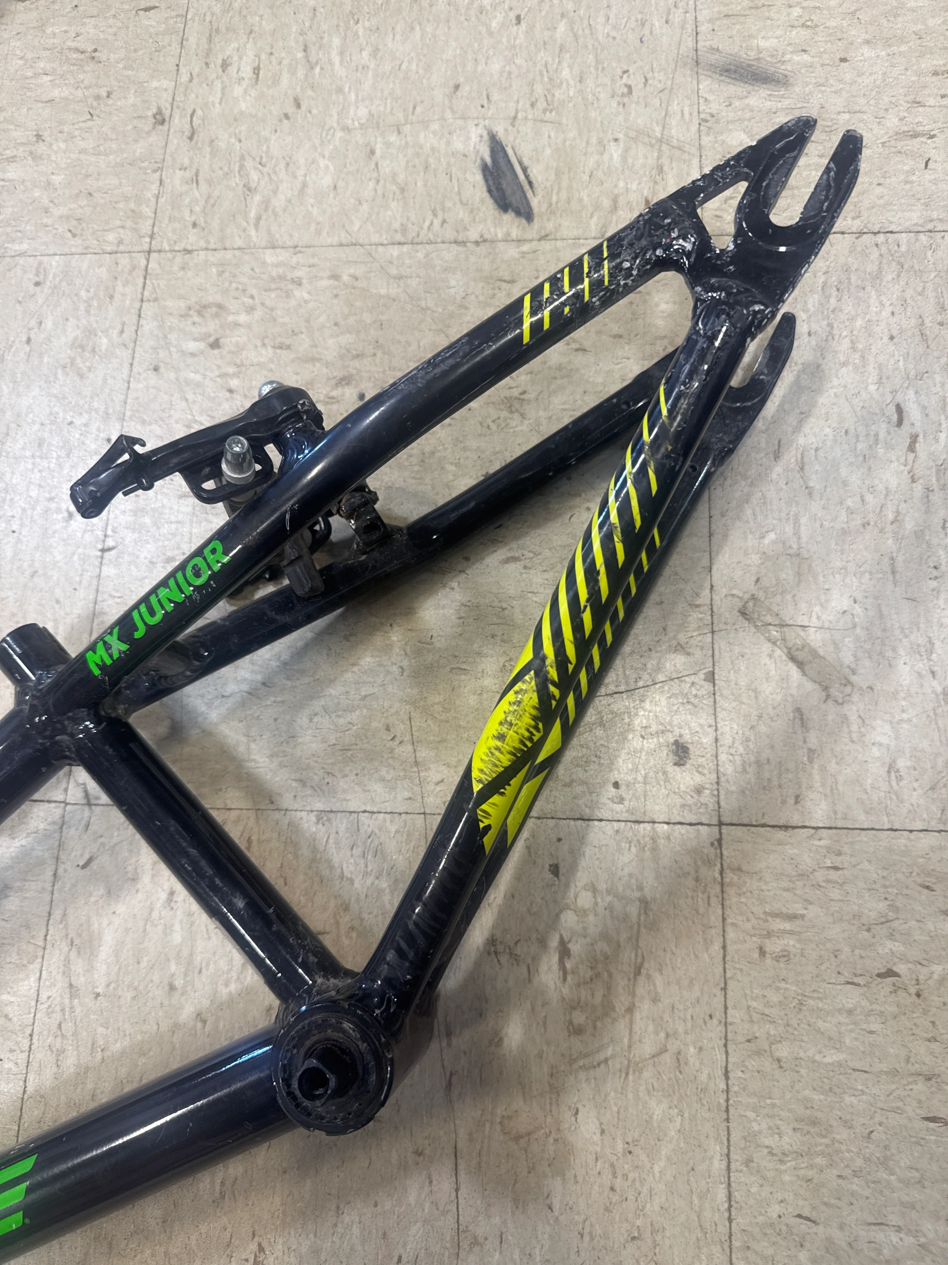 redline mx junior frame 18.5tt - Image 2