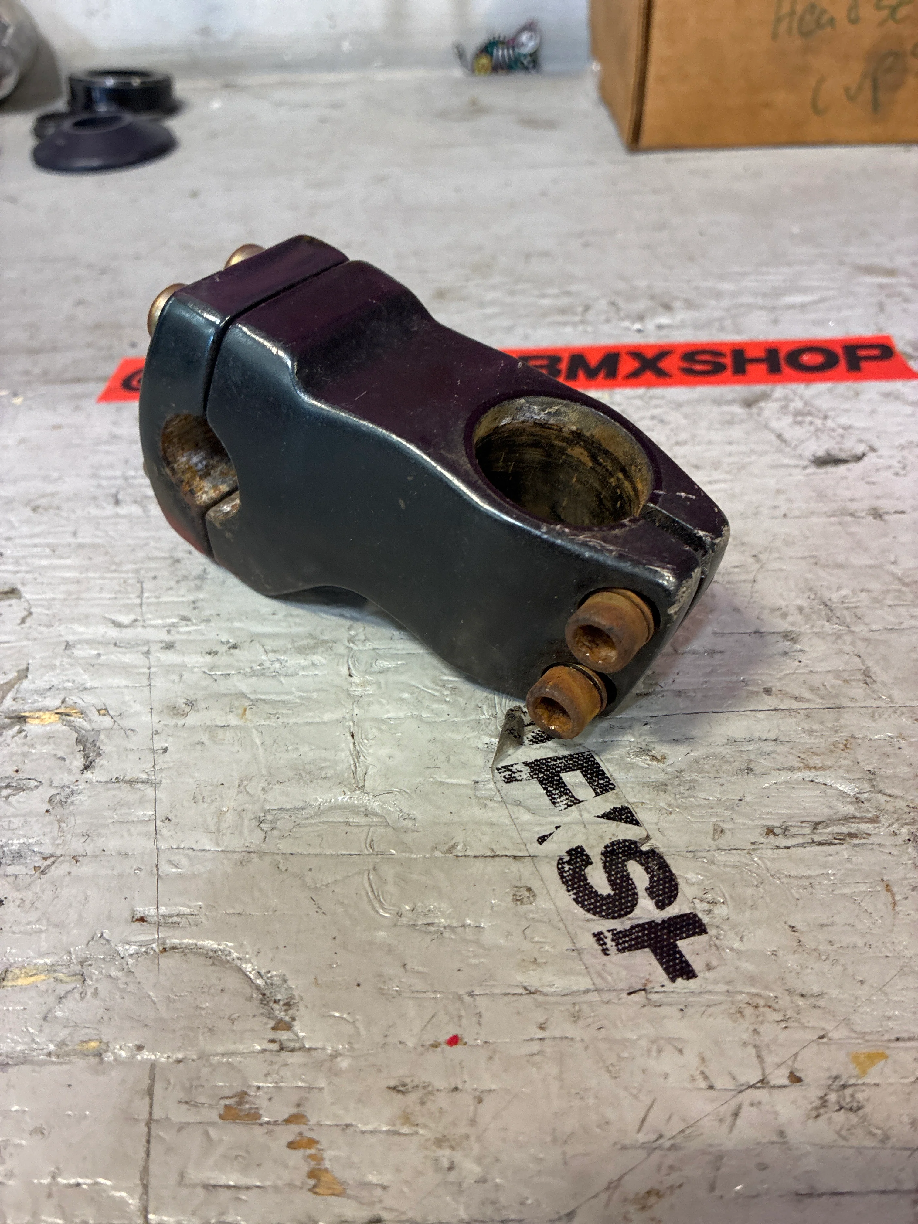 Redline stem