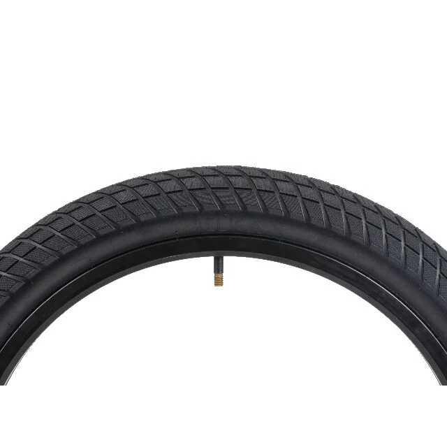 relic flatout tire - Image 4