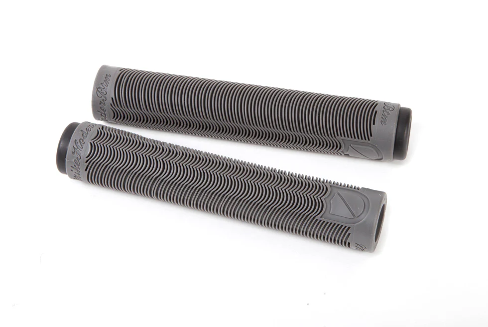 S&M BTM Hoder Grips - Image 5