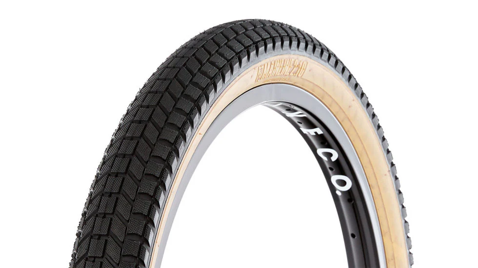 S&M Mainline tire 20" - Image 2