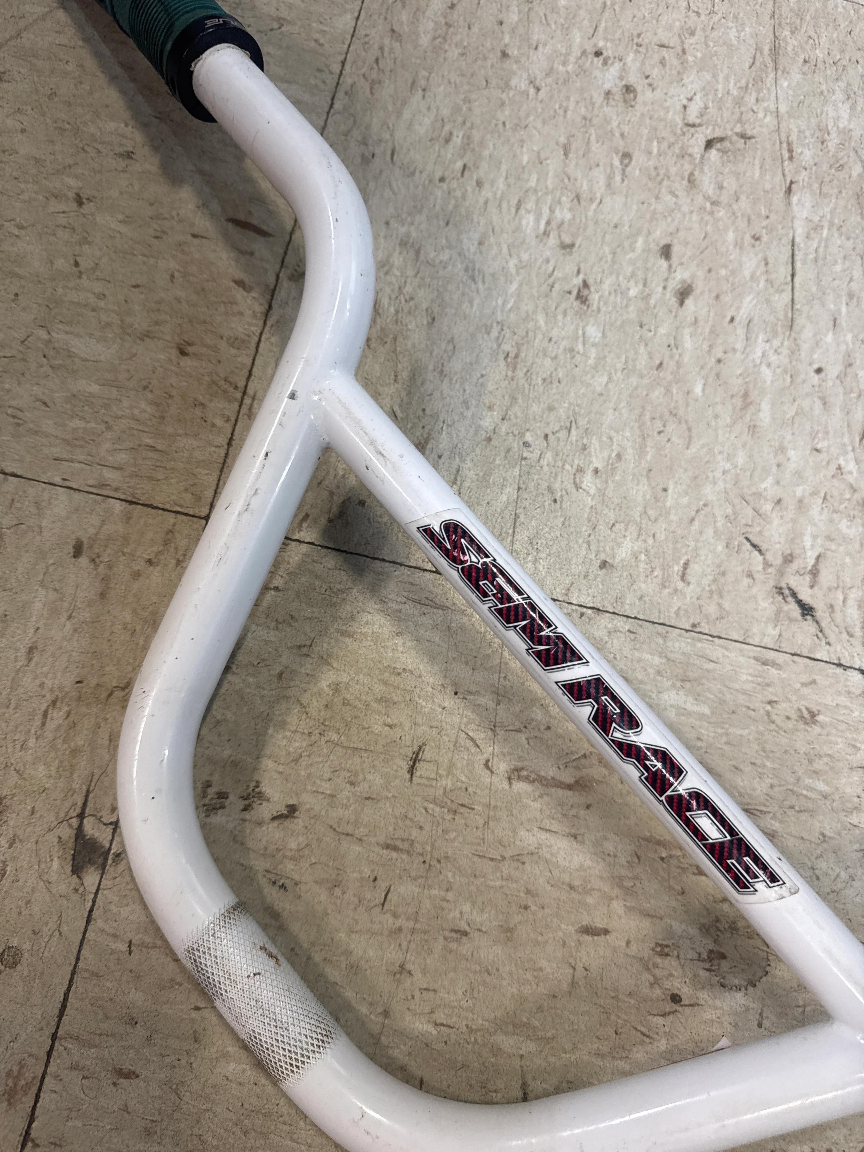s&m race xlt bars white 8” - Image 2