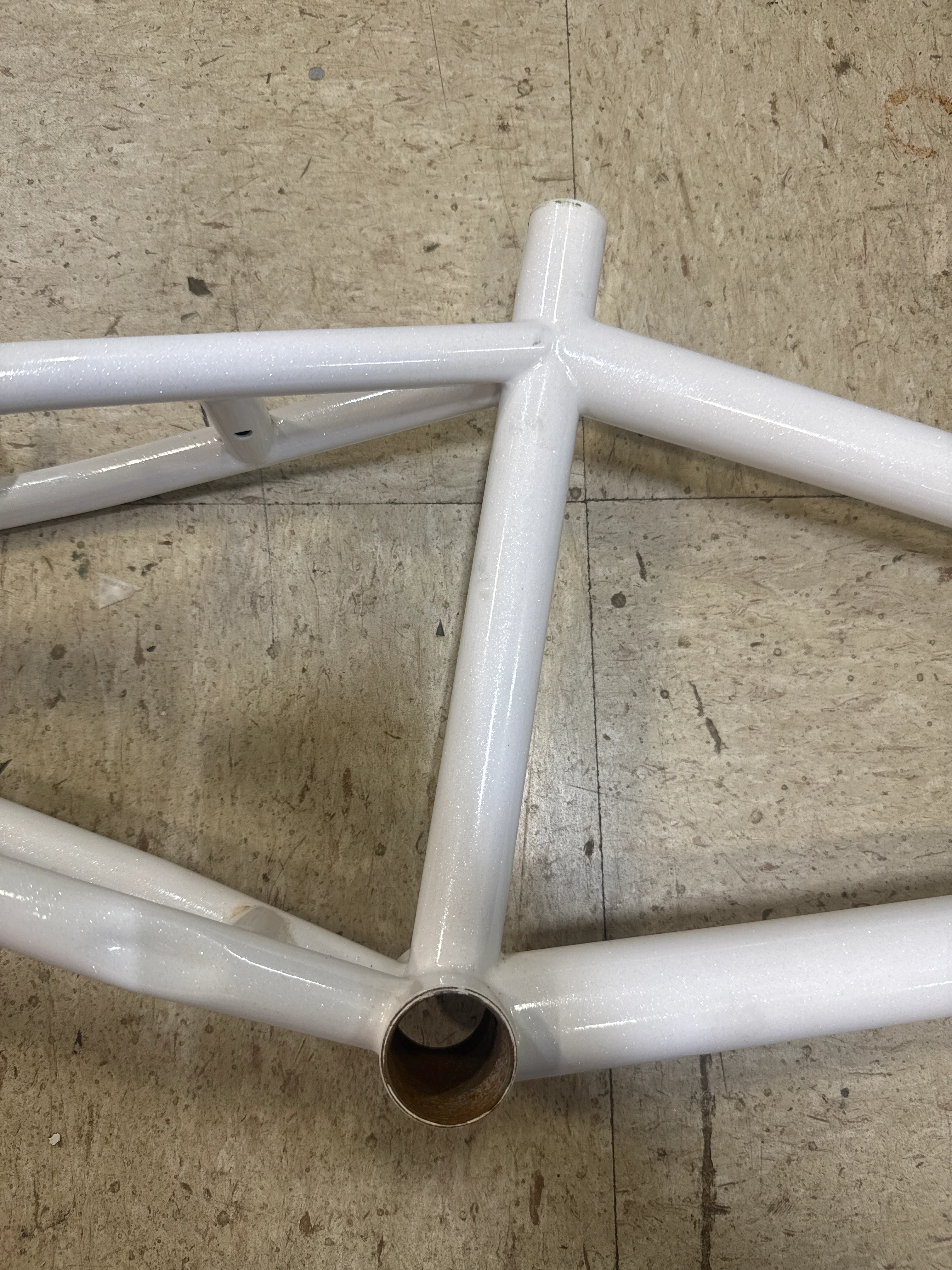 Standard byke 125r 20tt new paint - Image 3